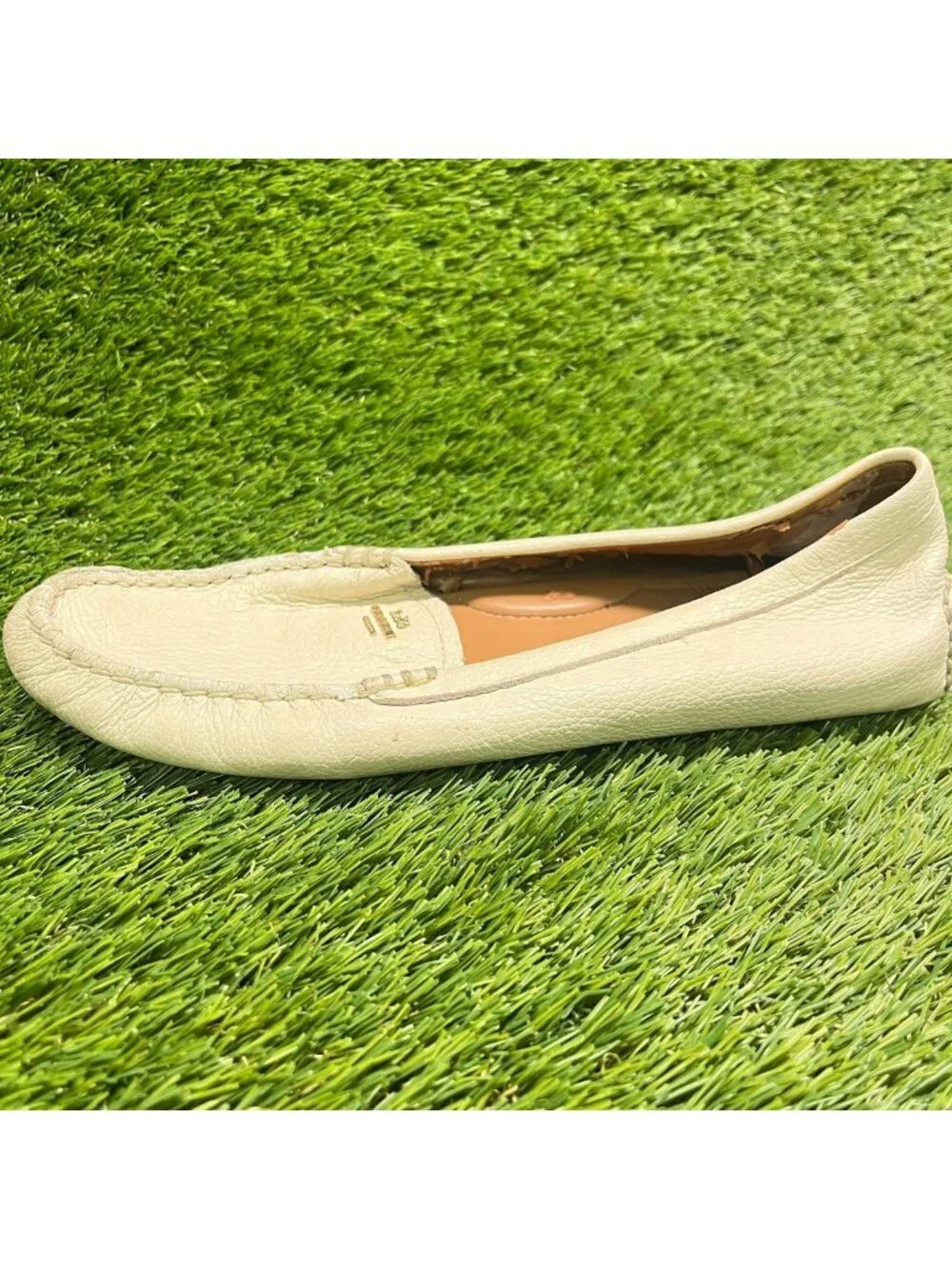 Coach Amber Womens Size 8.5 Cream Leather Casual Slip On Driving Loafers Flats